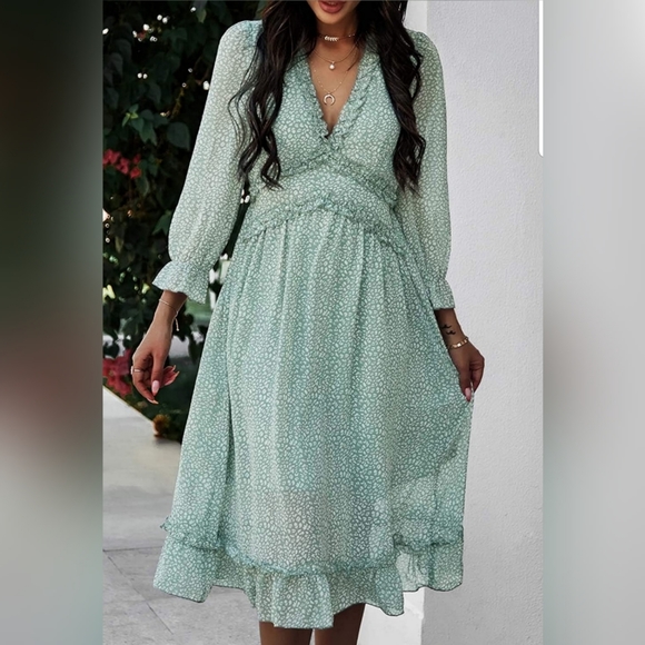 🌞V Neck Floral Boho Midi 🌞Dress Flowy Flounce L - Picture 2 of 4